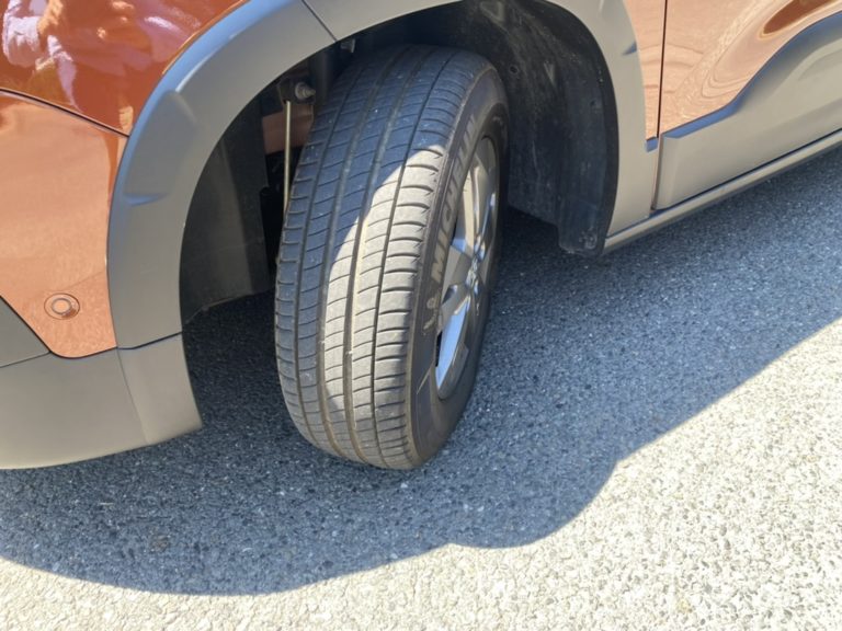 "Autobild 2024" vasarinių padangų testo finalas: geriausios padangos yra tos, kurios tarnauja ilgiausiai