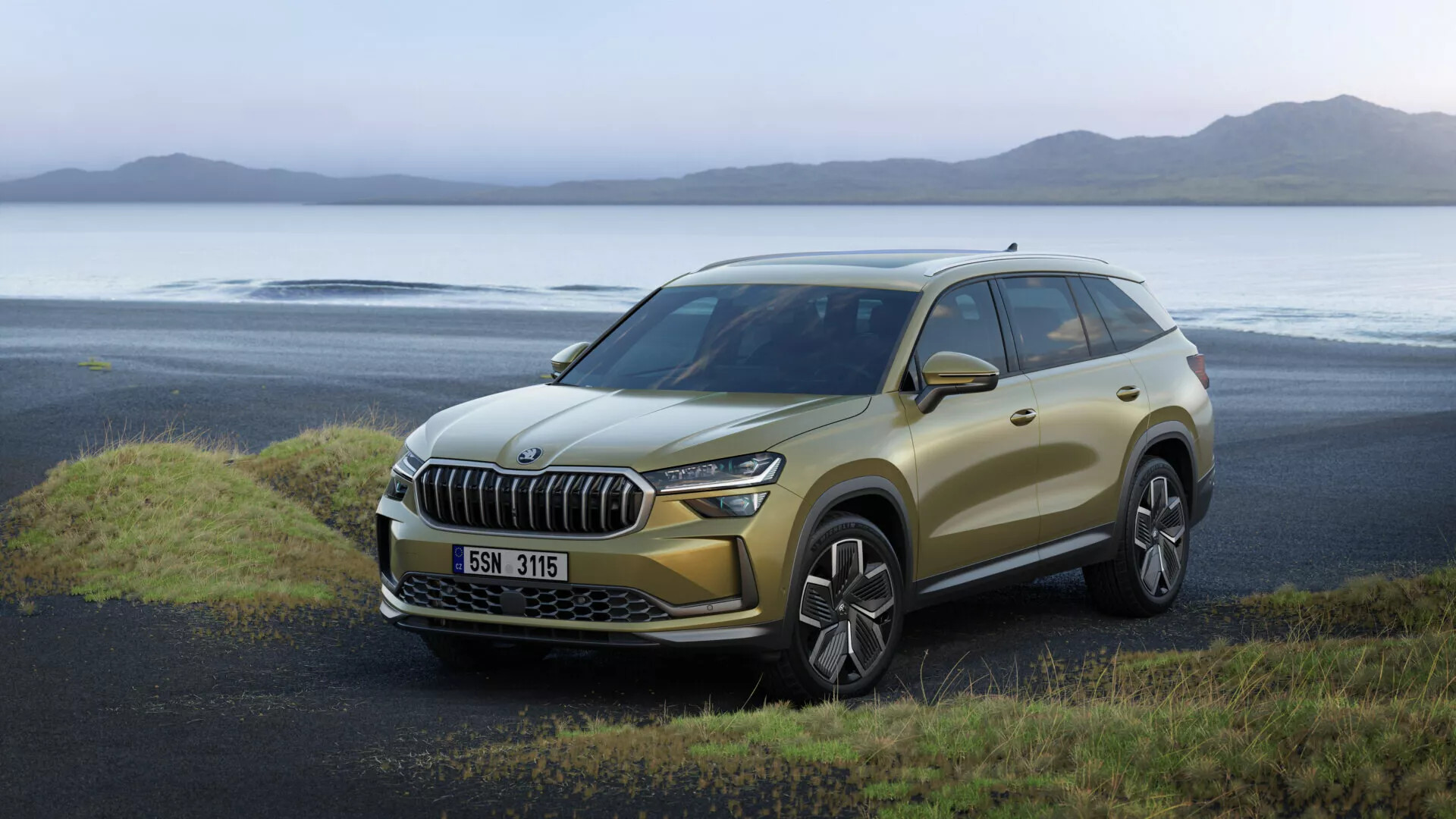Motor Summer Tyre Test 2026: Nokian Powerproof 2 Wins 8-Tyre SUV Shootout (235/55 R18)